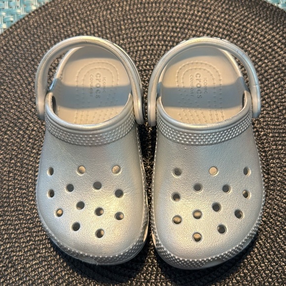 Crocs Kids Classic Clogs - C8 - Picture 1 of 5